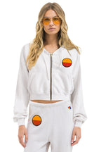 Retro SUNSET PATCH RELAXED CROPPED ZIP HOODIE - DOVE