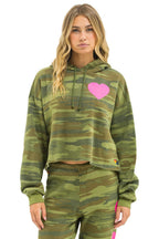 Retro HEART RELAXED CROPPED PULLOVER HOODIE - CAMO NEON PINK