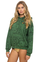 Retro BANDANA RELAXED PULLOVER HOODIE - PALM