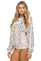 Retro BANDANA RELAXED PULLOVER HOODIE - VINTAGE WHITE