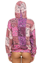 Retro BANDANA QUILTED RELAXED PULLOVER HOODIE - PINK