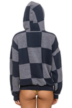 Retro CHECK QUILT RELAXED PULLOVER HOODIE - HEATHER CHARCOAL