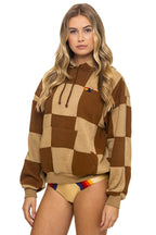 Retro CHECK QUILT RELAXED PULLOVER HOODIE - TAN CINNAMON