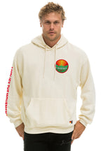 Retro GLOBAL CITIZEN 2025 RELAXED PULLOVER HOODIE - VINTAGE WHITE
