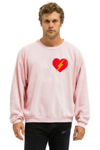 Retro BOLT HEART RELAXED CREW SWEATSHIRT - LIGHT PINK