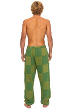Retro CHECK QUILTED SWEATPANTS - JUNGLE GREEN PALM