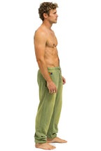 Retro ESSENTIAL SWEATPANTS - FADED ARMY