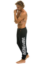 Retro UNDER THE BIG SKY 2026 UNISEX POCKET SWEATPANTS - CHARCOAL