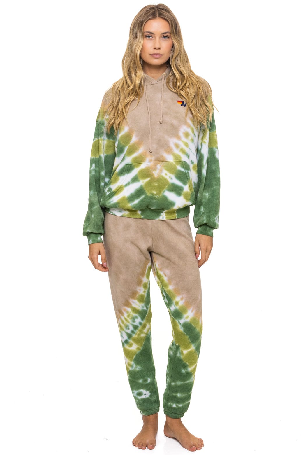 Retro HAND DYED V SWEATPANTS - TIE DYE SAND JUNGLE