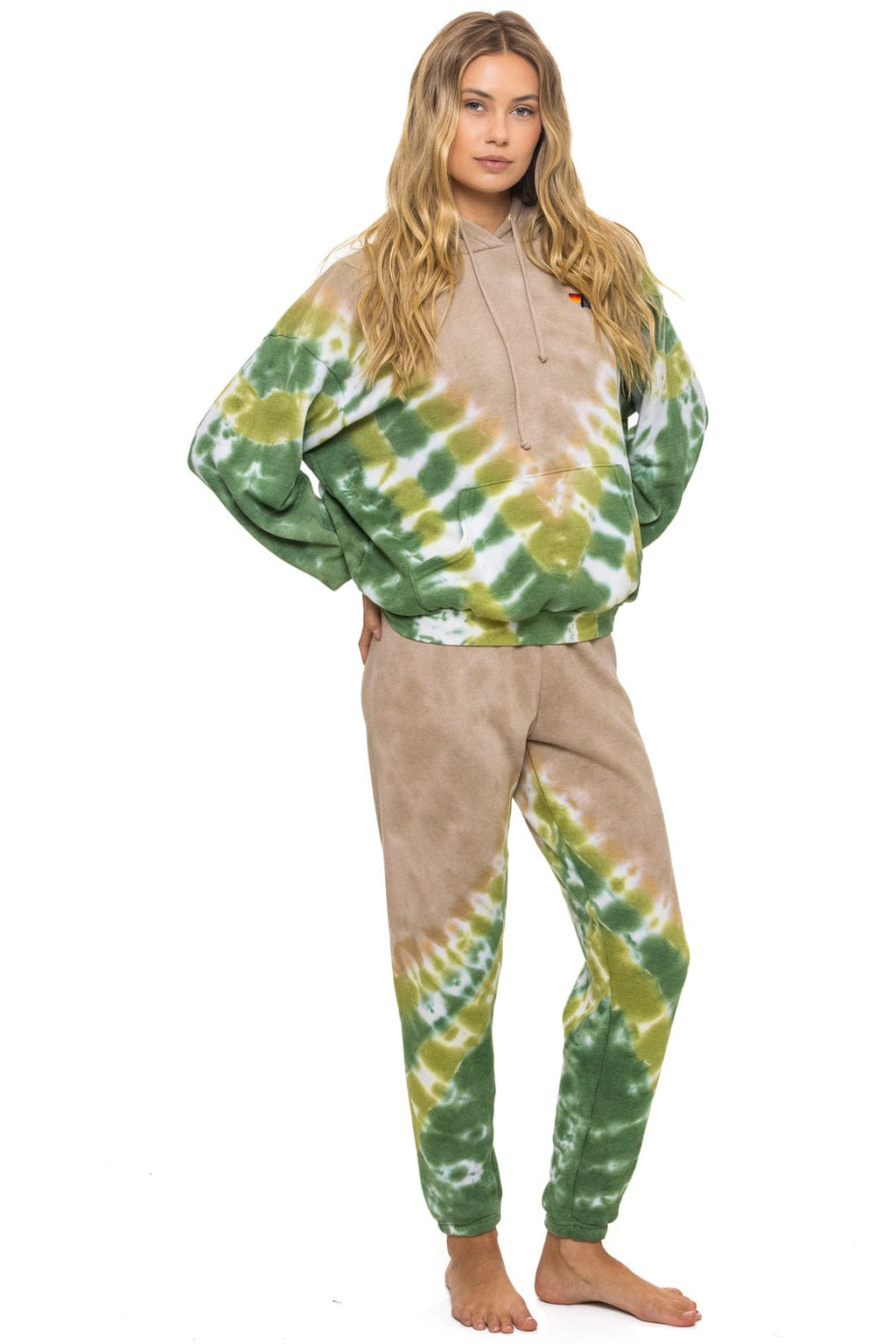 Retro HAND DYED V SWEATPANTS - TIE DYE SAND JUNGLE