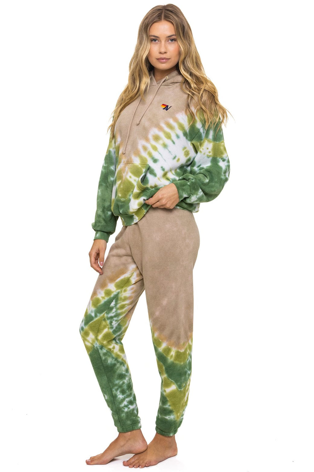 Retro HAND DYED V SWEATPANTS - TIE DYE SAND JUNGLE