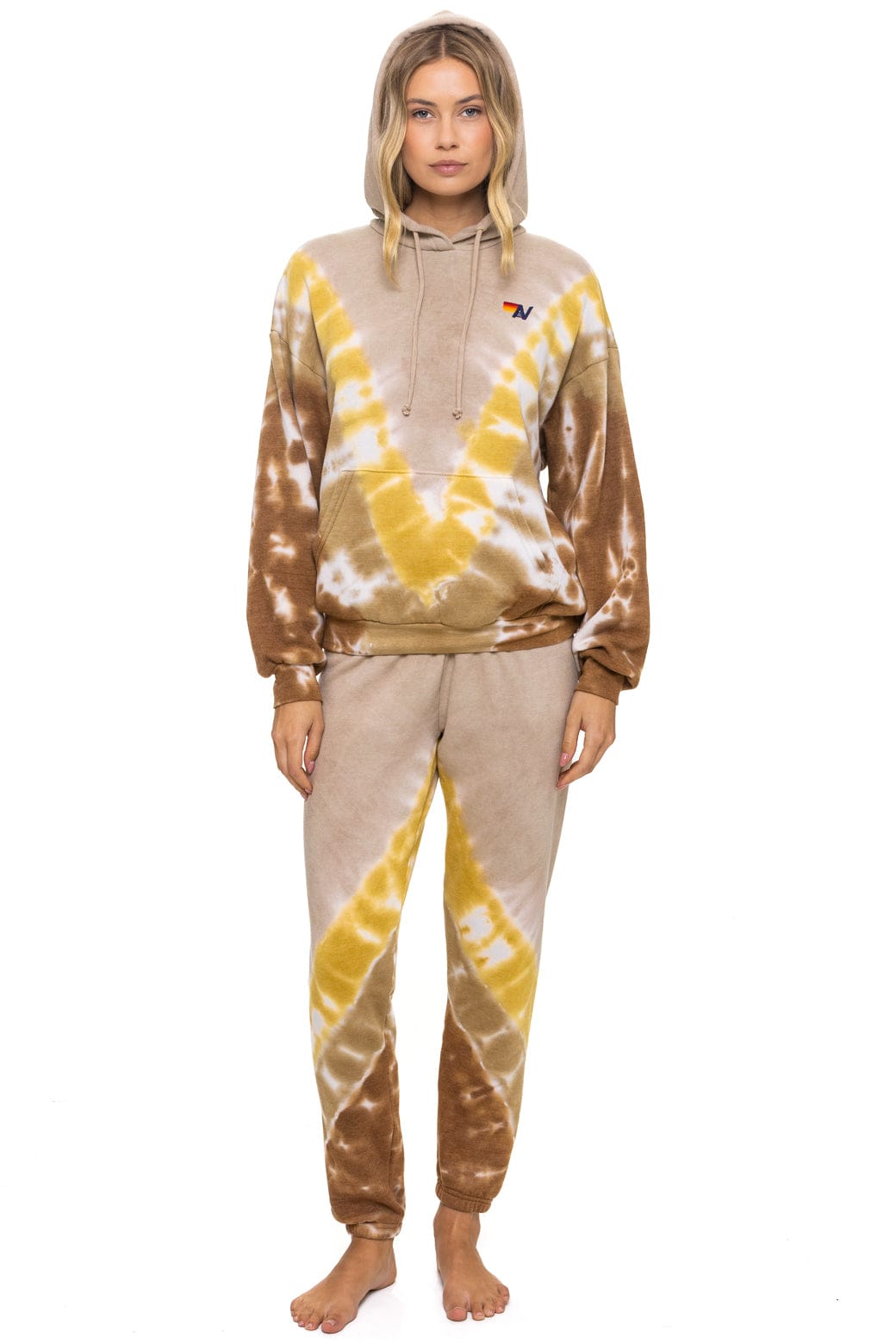 Retro HAND DYED V RELAXED PULLOVER HOODIE - TIE DYE SAND CINNAMON