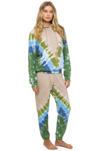 Retro HAND DYED V SWEATPANTS - TIE DYE SAND BLUE GREEN