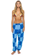 Retro CHECK QUILTED SWEATPANTS - SKY ADVENTURE BLUE