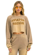 Retro AN 3D CROPPED CREW SWEATSHIRT RELAXED - FADED TAN