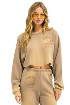 Retro VENICE SURFER CROPPED CREW SWEATSHIRT RELAXED - FADED TAN