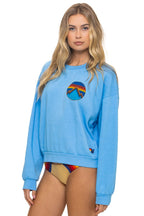 Retro ALL SEASONS CIRCLE RELAXED CREW SWEATSHIRT - SKY