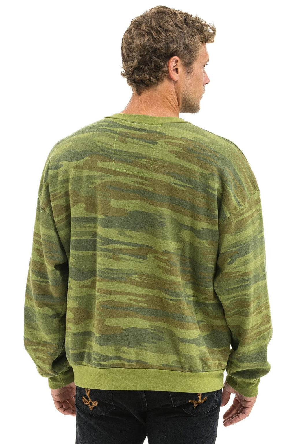 Retro HEART PRINT RELAXED CREW SWEATSHIRT - CAMO NEON PINK