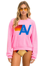 Retro LOGO RELAXED CREW SWEATSHIRT - NEON PINK