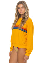 Retro 5 STRIPE RELAXED CREW SWEATSHIRT - VINTAGE GOLD