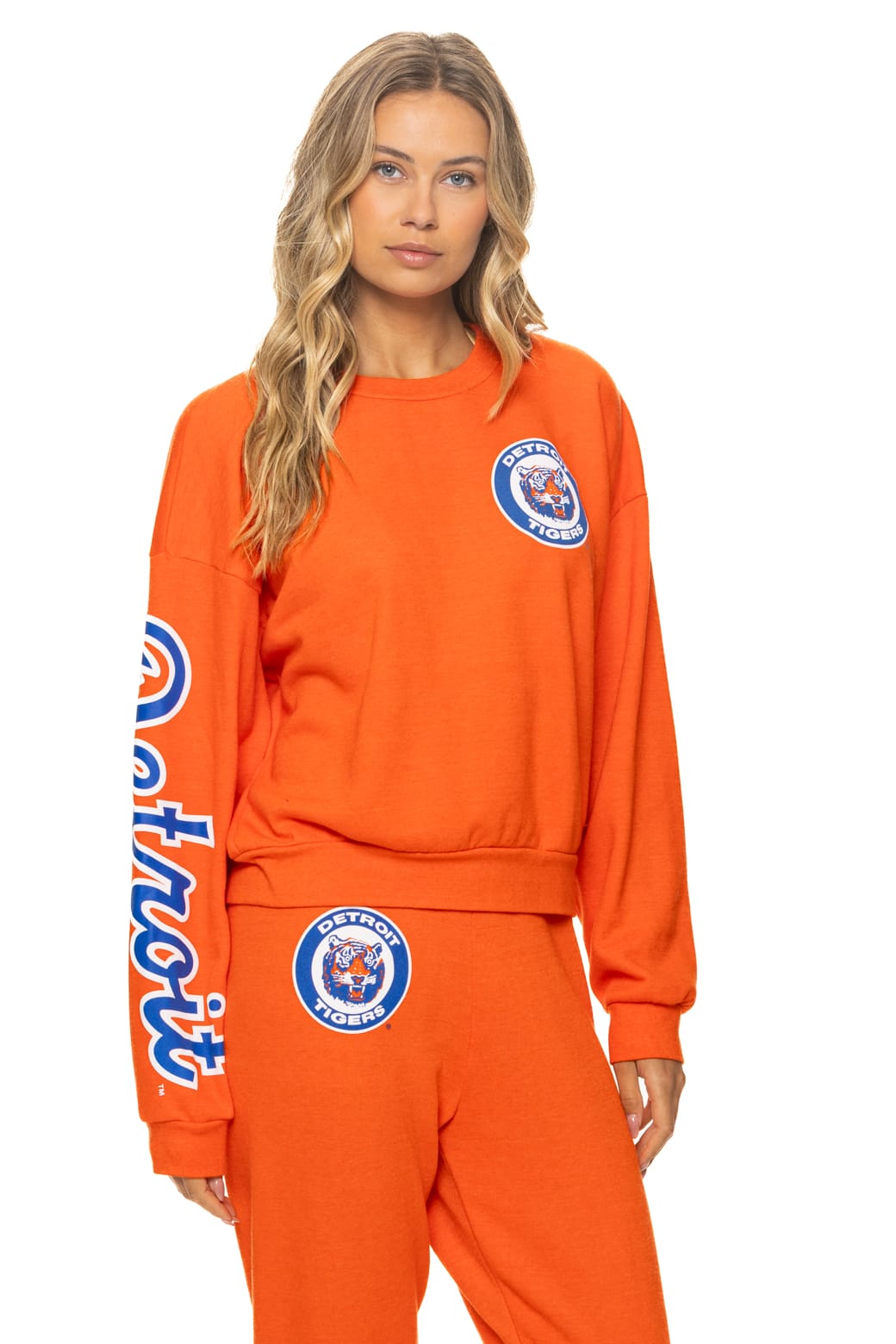 Retro DETROIT TIGERS 2026 RELAXED CREW SWEATSHIRT - ORANGE