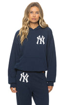 Retro NEW YORK YANKEES 2026 RELAXED PULLOVER HOODIE - NAVY