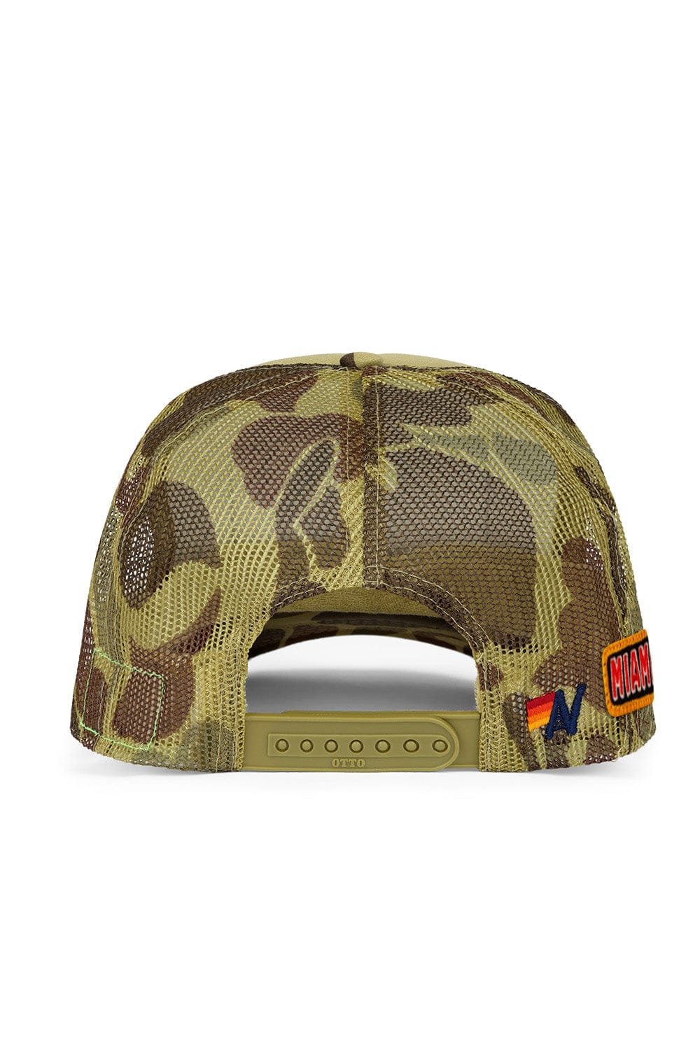 Retro CFP NATIONAL CHAMPIONSHIP 2026 VINTAGE LOW RISE TRUCKER - CAMO
