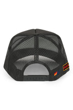 Retro SPIN MAGAZINE 2025 VINTAGE LOW RISE TRUCKER - BLACK