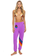 Retro ALL SEASONS CIRCLE CHEVRON SWEATPANTS - NEON PURPLE