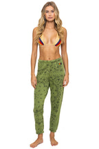 Retro BANDANA SWEATPANTS - JUNGLE GREEN