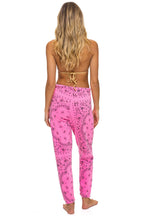 Retro BANDANA SWEATPANTS - NEON PINK