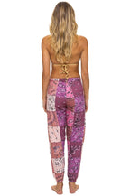 Retro BANDANA QUILTED SWEATPANTS - PINK