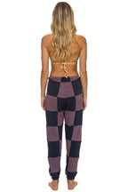 Retro CHECK QUILTED SWEATPANTS - CHARCOAL MOCHA