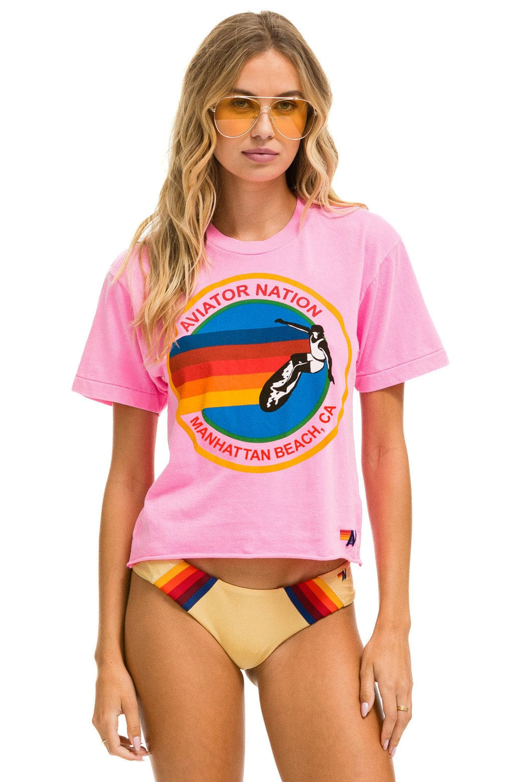 Retro SIGNATURE MANHATTAN BEACH BOYFRIEND TEE - NEON PINK