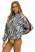 Retro CLASSIC RELAXED PULLOVER HOODIE WITH ZIPPER POCKETS - ZEBRA