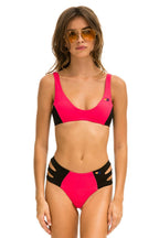 Retro HI-WAISTED SIDE CUT OUT COLOR BLOCK CHEEKY BIKINI BOTTOMS - RED BLACK
