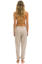 Retro BOLT HEART SWEATPANTS - SAND