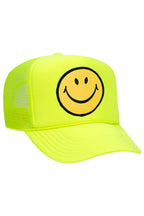 Retro SMILEY VINTAGE TRUCKER HAT