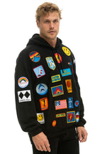 Retro VINTAGE PATCH RELAXED PULLOVER HOODIE- BLACK